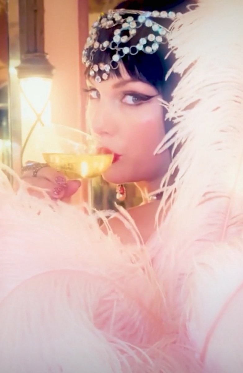 NO PROBLEM JUST CHAMPAGNE #TSTheLifeofaShowgirl