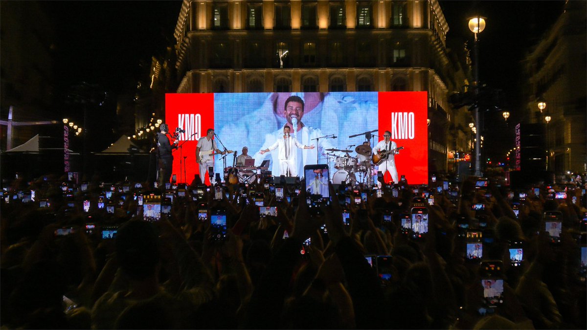 <a href="/pabloalboran/">Pablo Alborán</a> presenta un ADELANTO de su esperado GLOBAL TOUR KM0 ante una exitosa convocatoria de MÁS DE 15.000 PERSONAS en la Puerta del Sol de Madrid ❤️🥹

El artista interpretó temas inéditos incluidos en su próximo disco, ‘KM0’, que verá la luz el 7 de noviembre.