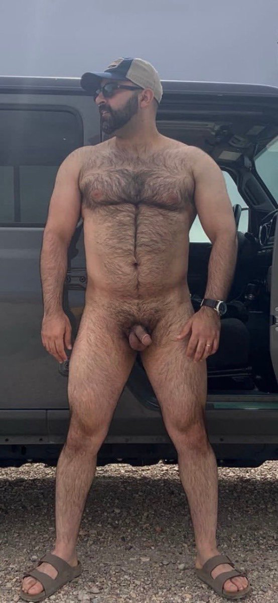 Naked Igor 🇩🇪⛱️🌄☀️ tweet media