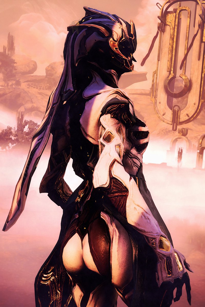 She's gonna go bully Bombastine, cuz he deserves it.
#Warframe