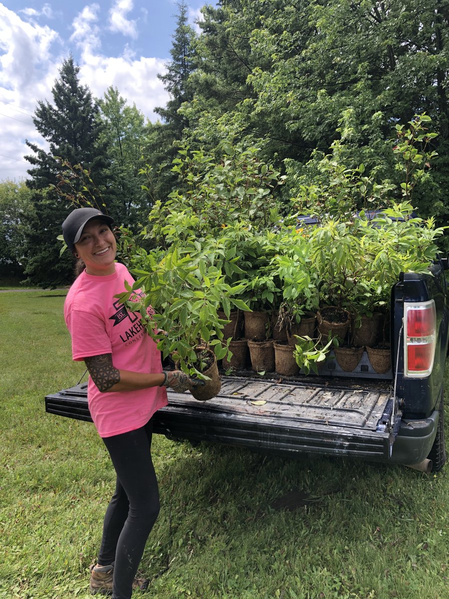 Happy #NationalTreeDay! 🌳 Today we celebrate the vital role trees play in protecting watersheds, fighting climate change &amp; restoring habitats. Across Ontario, Conservation Authorities &amp; partners are planting trees to grow a greener, healthier future.