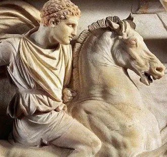 Who is your birthday twin? Mine is Alexander the Great! 
Adamım yaaaa.. ben de diyorum içim bu gavura karşı niye bu kadar sevgiyle dolu ☺️