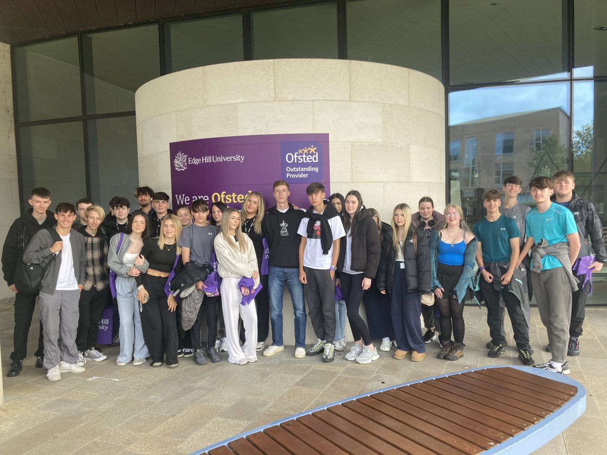 FHS 6th Form tweet media
