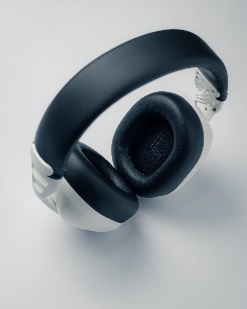 🎧HATOR Hyperpunk 3 Wireless - when headphones become part of the game! 🎮

Looking for a headset that delivers full immersion without limits?
With Hyperpunk 3 Wireless, you get Hi-Res audio, lasting comfort, and flexible connectivity - everything you need for a gaming experience