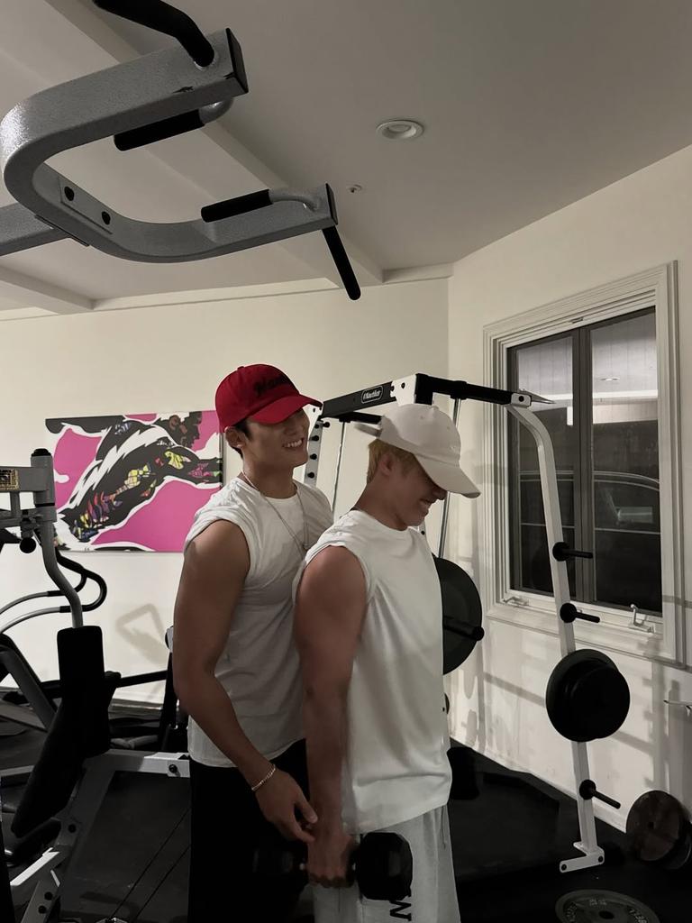 Choi Seungcheol tweet media