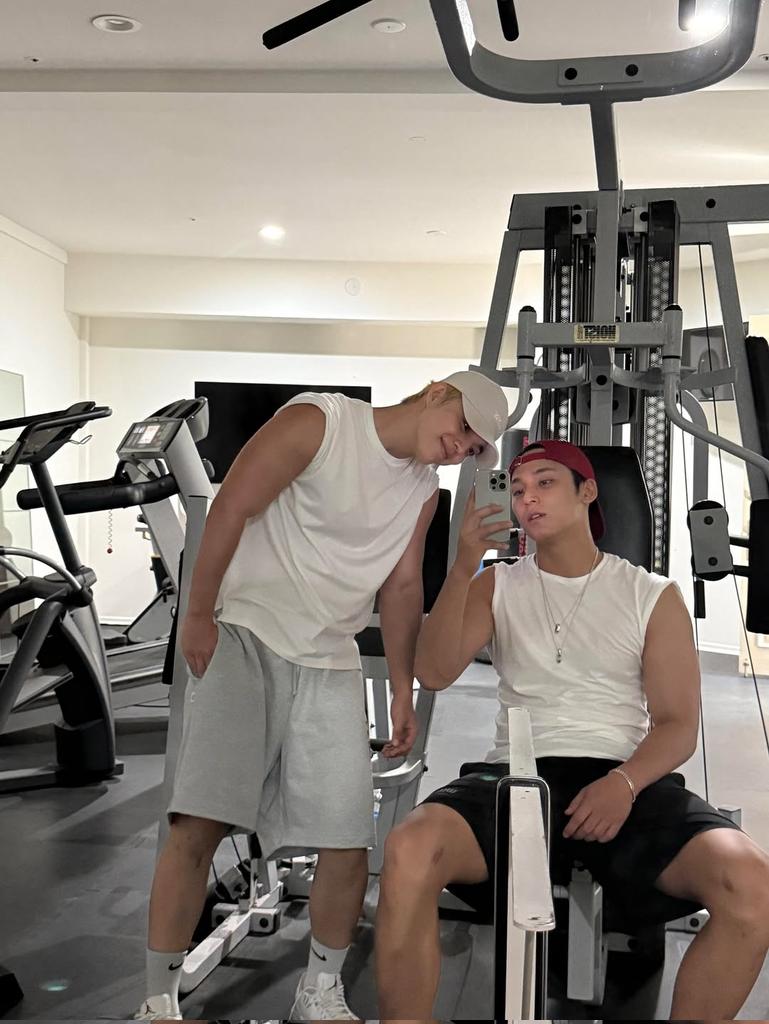 Choi Seungcheol tweet media