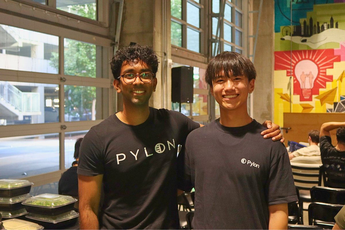TechSqATL's tweet image. 🐝 Georgia Tech student group @gtbitsofgood hosted a Tech Talk at the TSQ Clubhouse last week with San Francisco–based startup @usepylon. Nearly 100 attendees heard from co-founder @advith_c and frontend engineer (and Bits of Good alum) Matt Chen, who shared insights on today’s…
