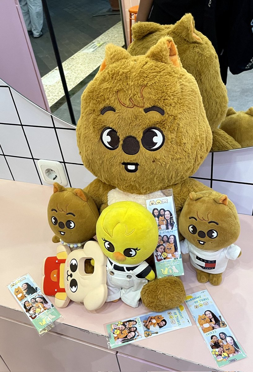 innyaaw's tweet image. bayi cemong gemay jadi bintang kita🤩
virgoracha aselolejossgandoss💃🏻💃🏻💃🏻

terimaaciii frame lucuk nyaaa ^^
❥ @_325files #HarmonyofThree