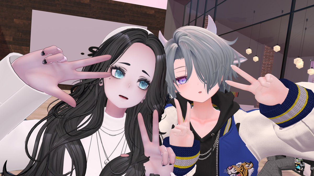 Maison R.に来てくれてありがとう！！

一旦scene１「通勤電車」は終わりになります。
次のscene２は「後夜祭」です！scene３「告白」に繋がる大事なシーンになります！

続報を待て！！！！！
写真ありがとう！！！！