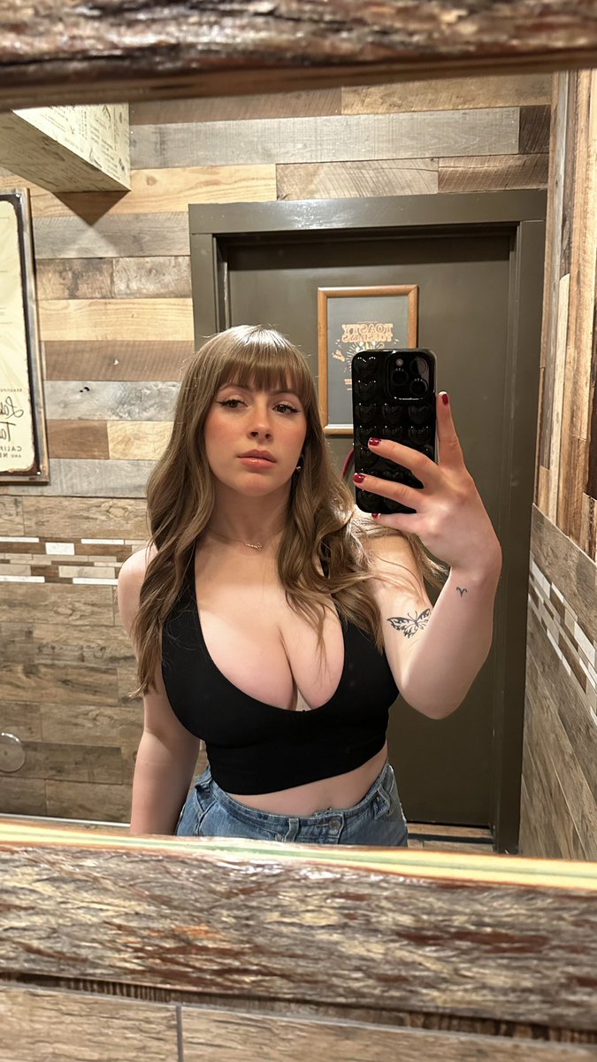 Dm for hookup with ur $