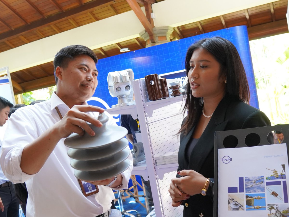 PLPID's tweet image. Terima kasih, rekan-rekan, atas semangat dan kehadiran yang luar biasa untuk datang di booth kami.

Kami informasikan besok kami Masih disini. Sampai Kamis, 25 September 2025
Ayodya Hotel, Bali, Indonesia.

#PLPID #PLP #PLPIndonesia #event #listrik #Energy #training