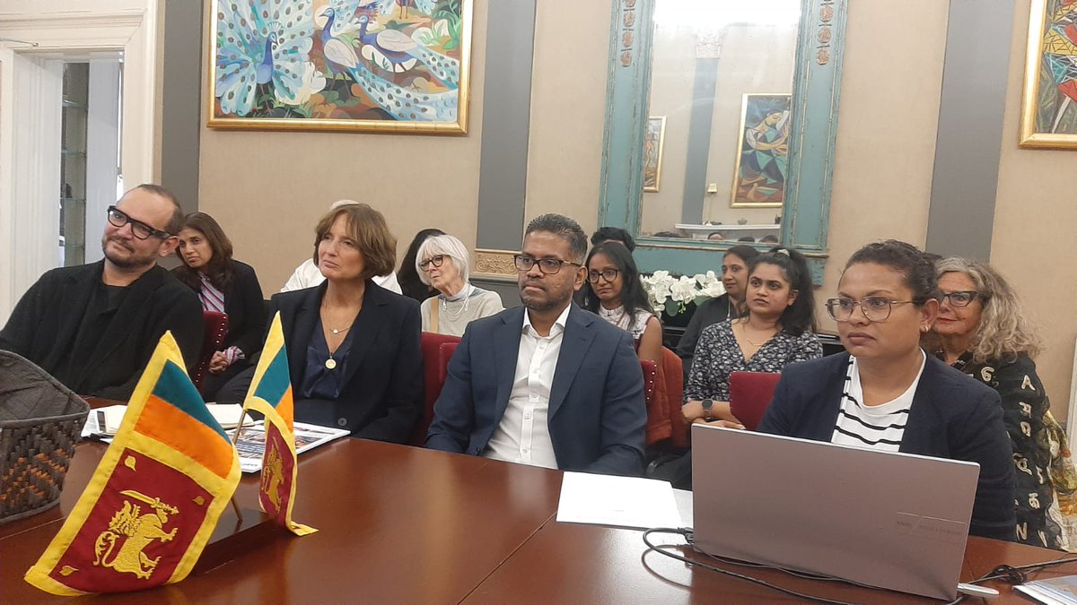 On 22nd September, the High Commission of Sri Lanka in the UK, together with the National Crafts Council of Sri Lanka, hosted a Round Table Discussion on Sri Lankan craft, fostering dialogue on sustaining and advancing the country’s craft heritage. #slhclondon #DiplomacyLK