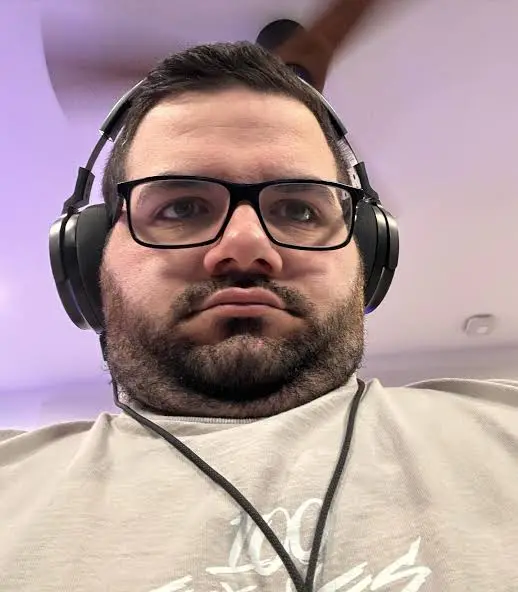 ShiinaBR's tweet image. FORTNITE X COURAGEJD - Part of the Daft Punk collab
The audio will be played in Fortnite in 2 hours from now