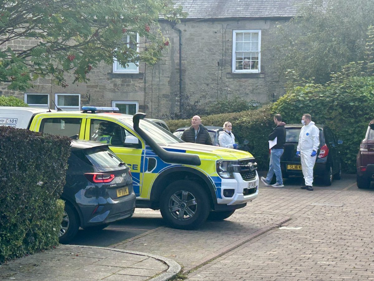 Residents report that police arrived in the area at around 8.30am this morning. Although the cordon was removed at around 2.30pm, forensics can still be seen carrying out investigations in the area