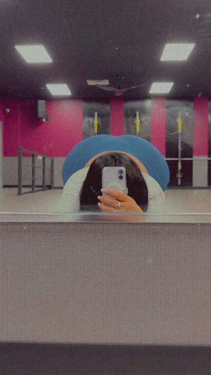 AvalosChelley36's tweet photo. #gym time! #pilates will always be my fave. #gymmotivation #gymlife #texascheck https://t.co/w5Hk5jW5Gn