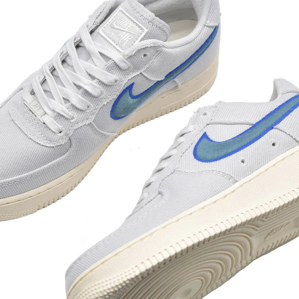 nicekicks's tweet photo. TOO GOOD TO MISS 👀
Nike Air Force 1 Low Canvas Pack "Photon Dust/Game Royal" is just $60!

📲 https://t.co/zlEVttNord https://t.co/VGz4PQlEgX