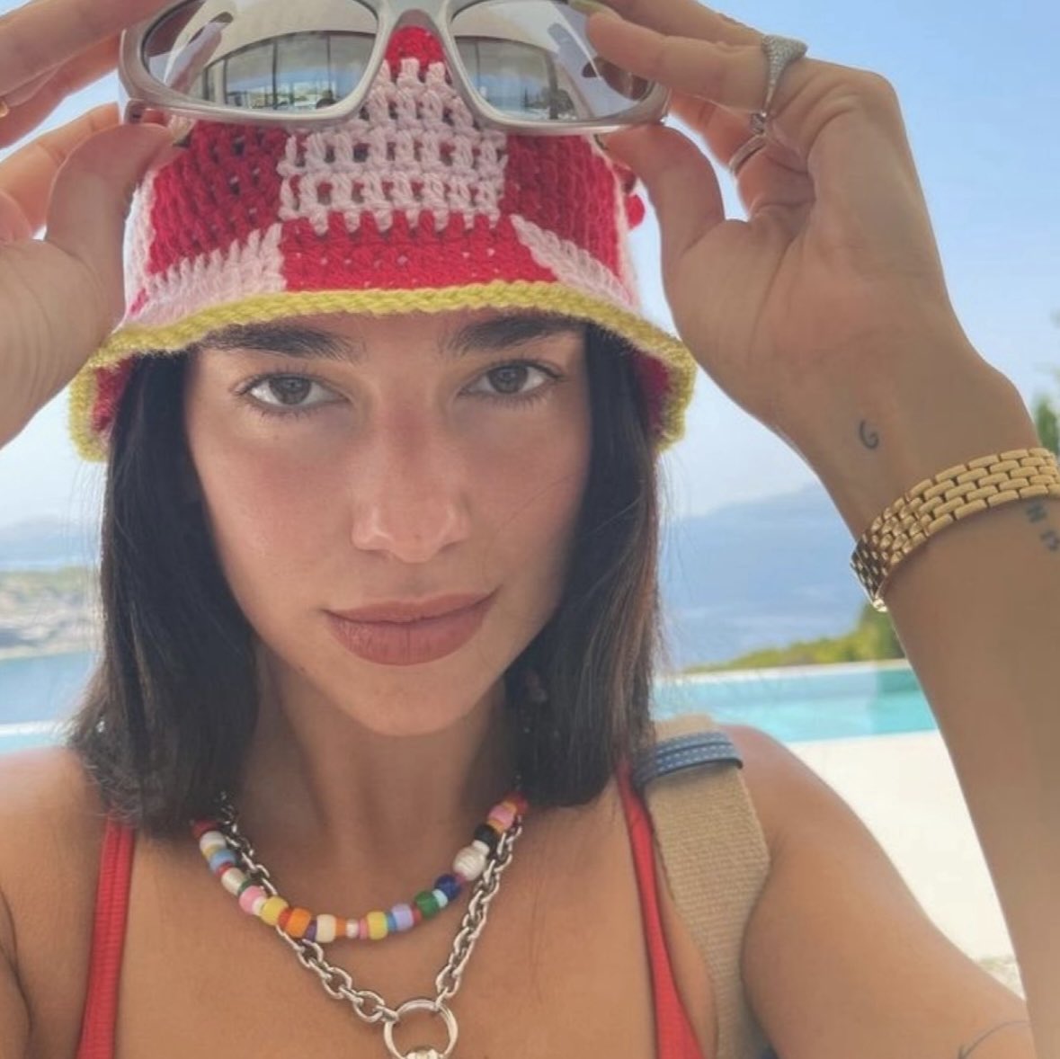 duaとお揃いのバケハ編んだ！
割と派手目な色だからかなり目立つ！

<a href="/Rally94968895/">ラリー</a> ←普段はこっちにいます、、