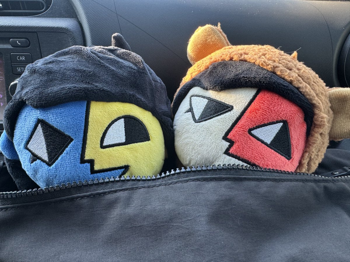 pearly_grape's tweet image. new pinned !!

if anyone is interested in sending any ena/enacoral art requests or any gimmicks at all 🧡

pearlygrape.straw.page