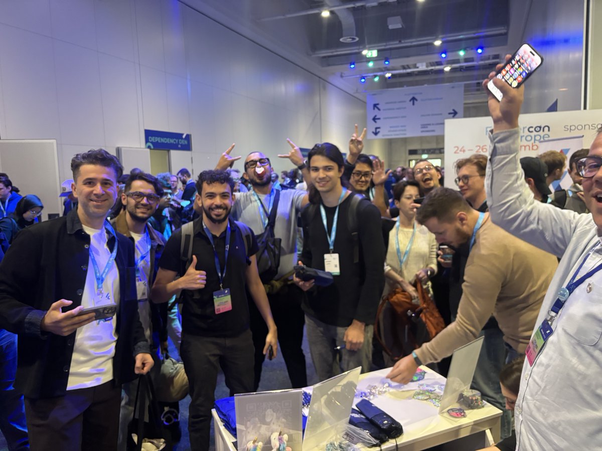 Very Good Ventures 🦄💙 tweet media