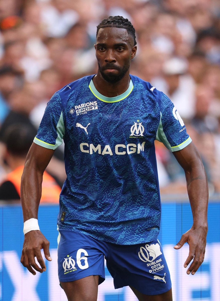 🟡🟢| MERCATO

Le #FCNantes veut Ulisses Garcia en joker - dès ce mois - pour concurrencer Nicolas Cozza au poste de latéral gauche.

Des renseignement ont été pris. Un dossier encore loin d'être bouclé, car financièrement délicat du côté de la Jonelière.

(<a href="/OuestFrance/">Ouest-France</a>)