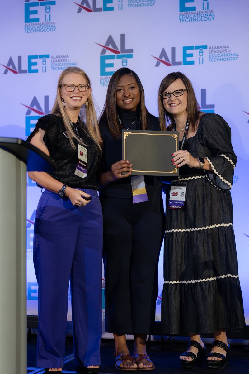 _digEDtal's tweet photo. Grateful for a year of growth in cybersecurity, policy &amp; ethics, technology leadership and so much more—all while balancing motherhood. 

                                          👩🏽‍💻👶🏾

The marathon continues….

#CTOAcademyFY25 #WomenInEdTech #LeadershipJourney #LifelongLearner https://t.co/GziqrE4oSu