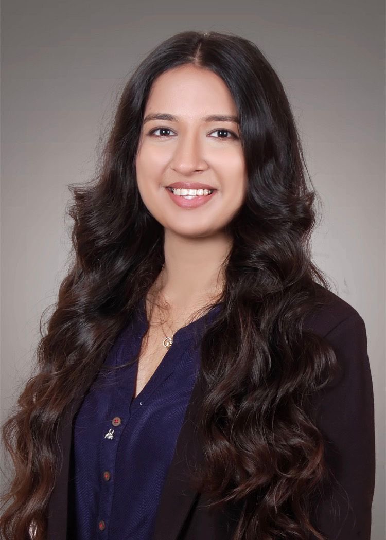 Hi #MedTwitter &amp; #MedX 👋
I’m Samiksha Jain, a first-gen non-US IMG from India🇮🇳, excited to be applying for #InternalMedicine this #Match2026.

Outside medicine, I enjoy all sorts of art 🎨 and the energy of rock/metal music 🎸🎶.