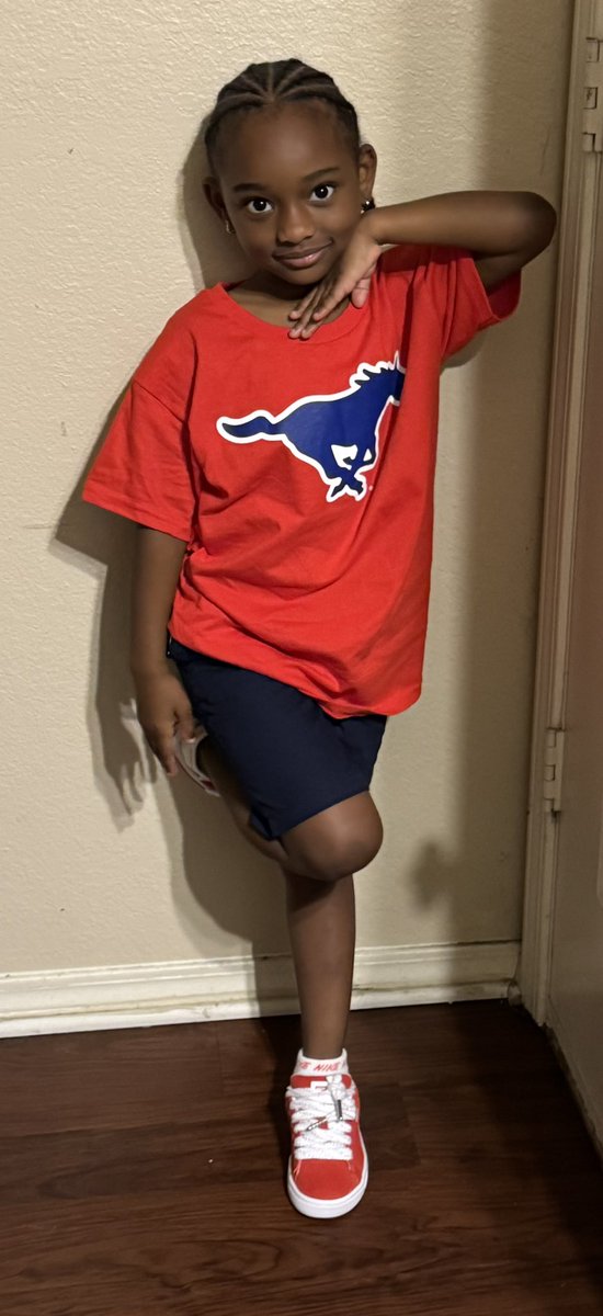 College T-shirt day…
<a href="/SMUBasketball/">SMU Basketball</a> <a href="/CoachHart32/">Jeremie Hart</a>