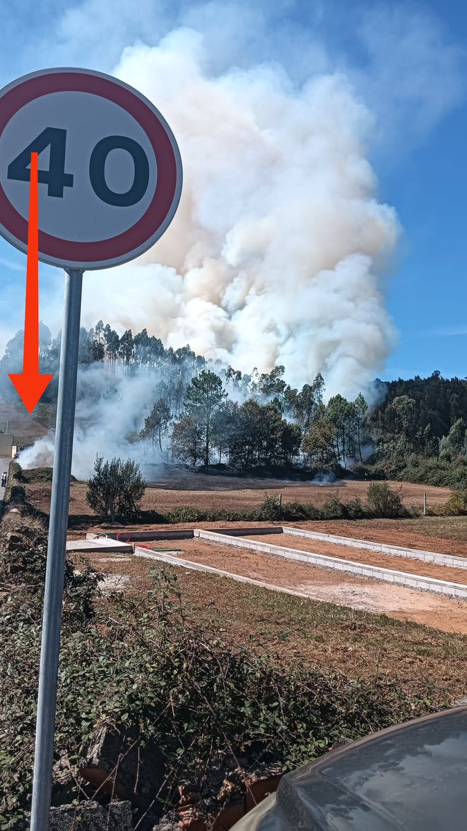 DanielAzevedo71's tweet image. 🌲🔥 Ilustração da causa por negligência devido a uma queima.  ⚠️🚨 Autor confesso e já detido pela @GNRepublicana Todas as medidas de mitigação e avisos devem ser cumpridos e não ignorados! #IRFamalicão #Braga #incendios #bombeiros #Portugal