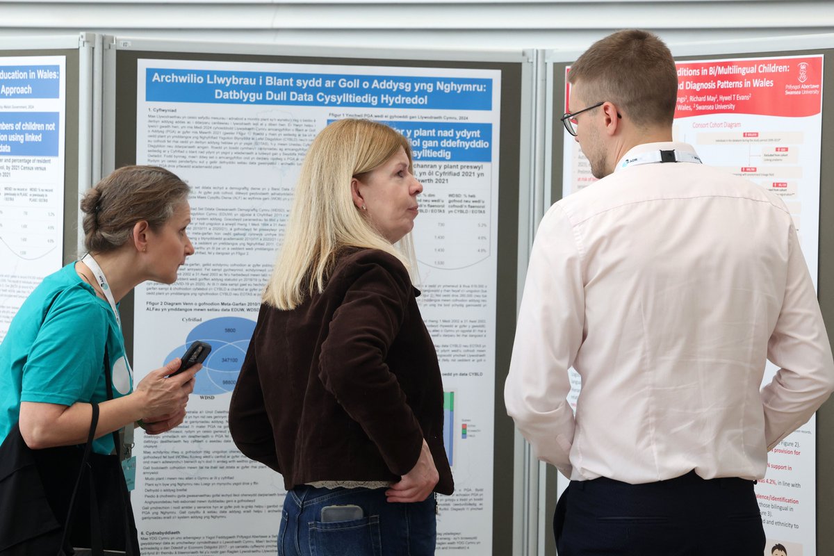 A week on from #ADRUKConf2025, we’re reflecting on the fantastic event and the brilliant research using SAIL Databank that was showcased in Cardiff 🌠

It was great to see so many of the SAIL team sharing their work and collaborating with the research community who attended!