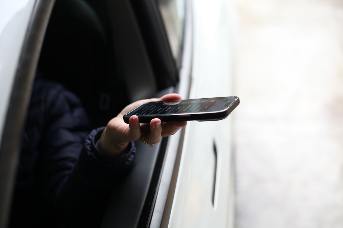 flash_order's tweet image. Flash Order brings a new era to drive-thru for @Square  customers. Order instantly from your phone, connect directly to the back of house, and experience speed and service like never before.

#drivethru #RestaurantTech #flashorder