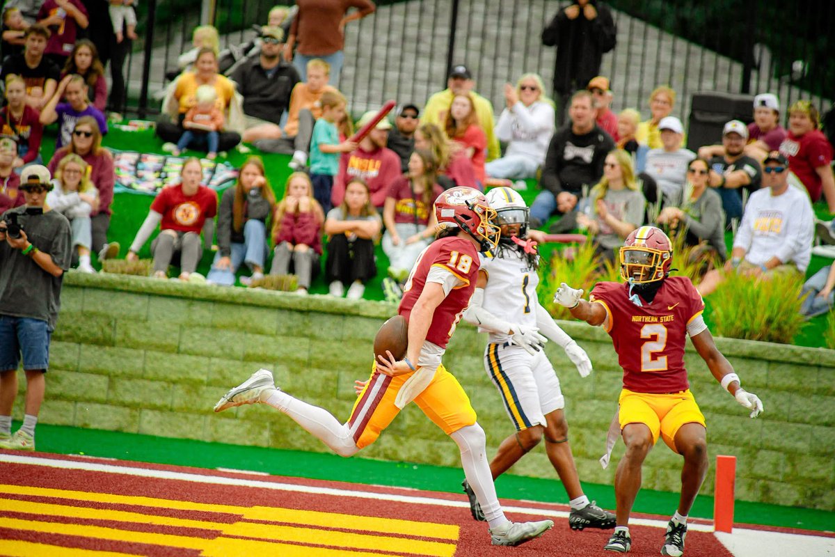 jacobyboykinss's tweet image. Northern guy.

#GoWolves #OurWay