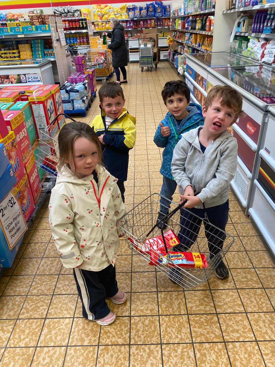 ParkMaryhill's tweet photo. The children went to our local shop today to buy some goodies for our New Parents Information Session. They stayed safe crossing the road by using the crossing! https://t.co/Lpvve5pB5f