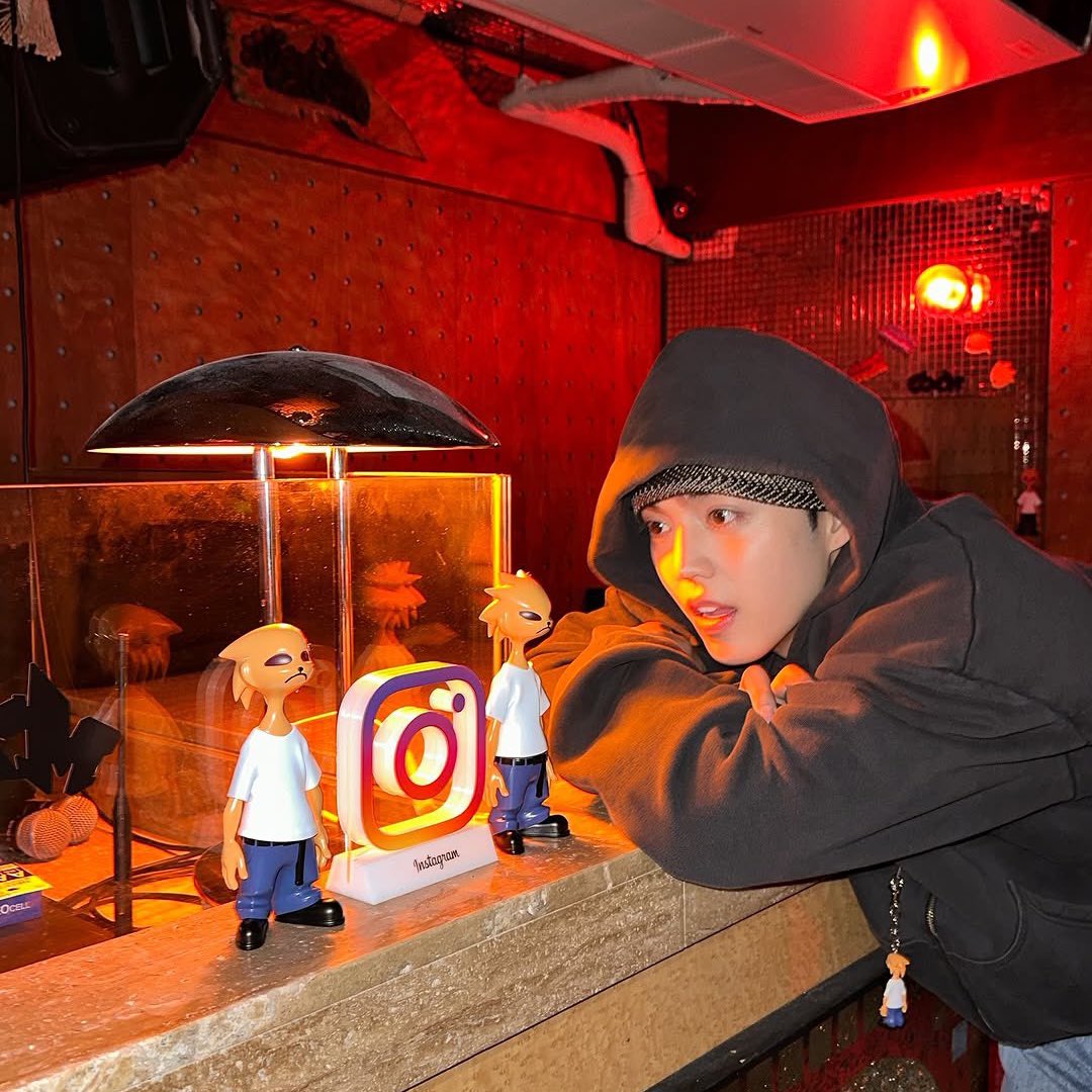 너왤케예뻐 왜이렇게이쁜건데 나보고 어떡하라고, 어띃하라고, 어떡콰라고, 어뜨카라고, 억떡 하라고, 우뜨카라고,