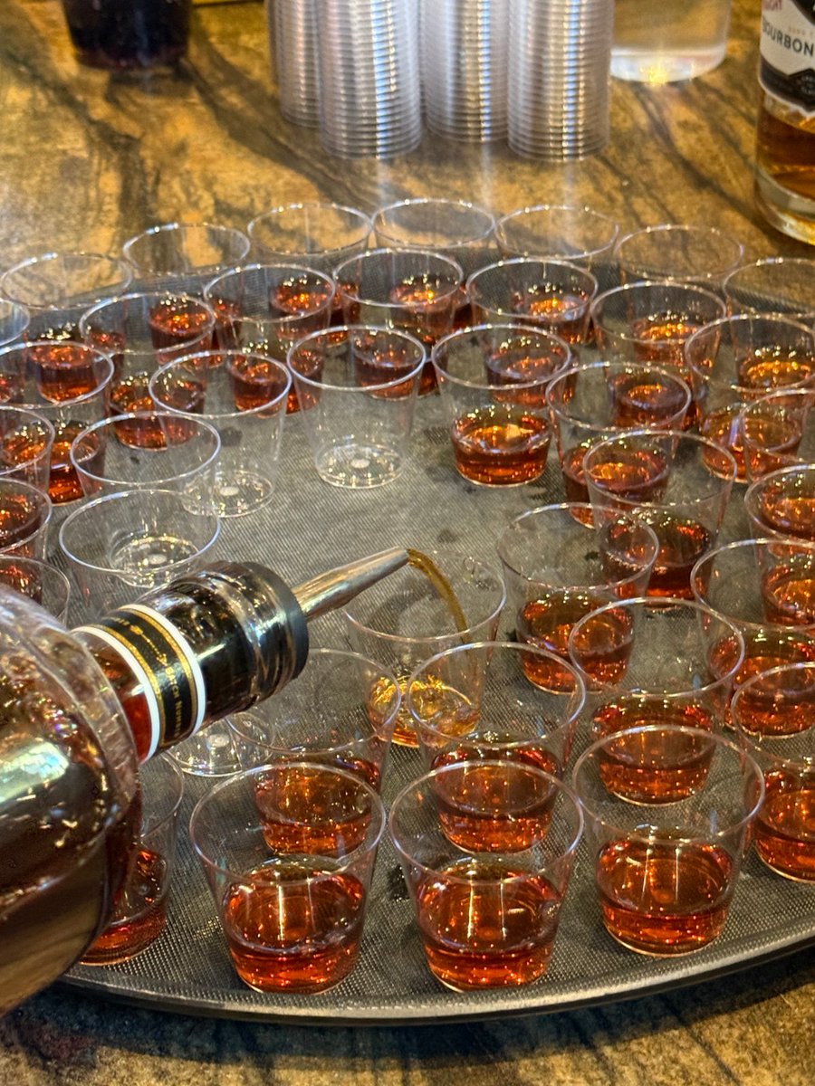 logicav's tweet image. We loved partnering with Titan CEO to host a Molly Brown Bourbon tasting at Cave in Castle Pines. 🥃 Thank you to everyone who joined us for an evening of rich flavors, great conversations, and meaningful connections. 

#logicintegration #titanceo