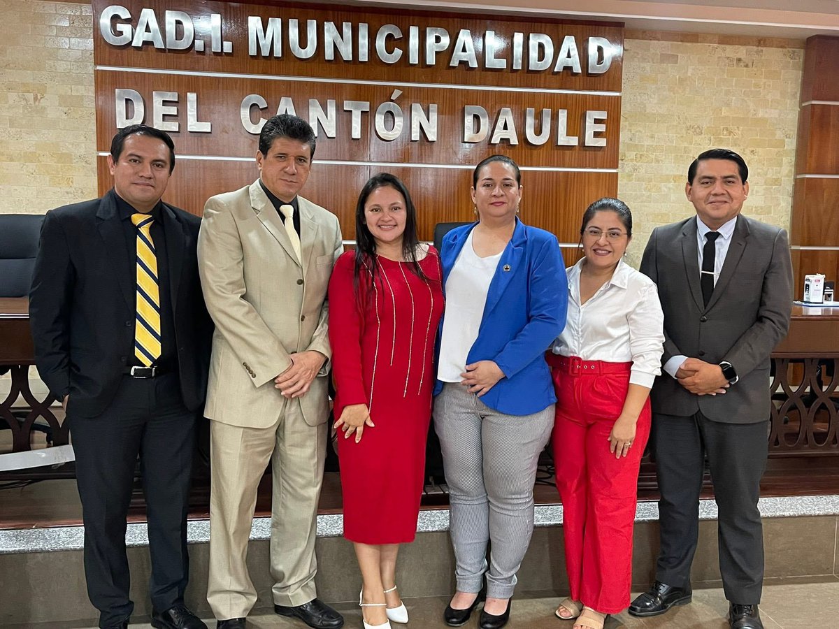 TecnologicoJBA's tweet image. ✨ El ISTJBA inauguró el Período Académico 2025-2 en un ambiente de alegría y compromiso.

🙌 Felicitamos a estudiantes y docentes destacados del 2025-1 por su esfuerzo y dedicación.

#SomosISTJBA #FormaciónQueTransforma