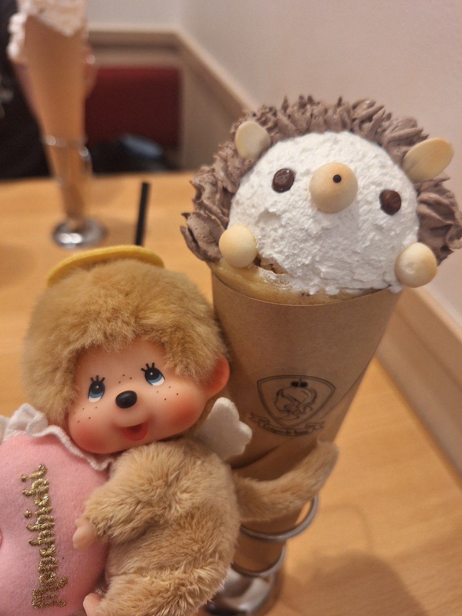 オニツカタイガー　モンチッチ オニツカタイガーのショーでモンチッチ配られてる…！ シュアどこか