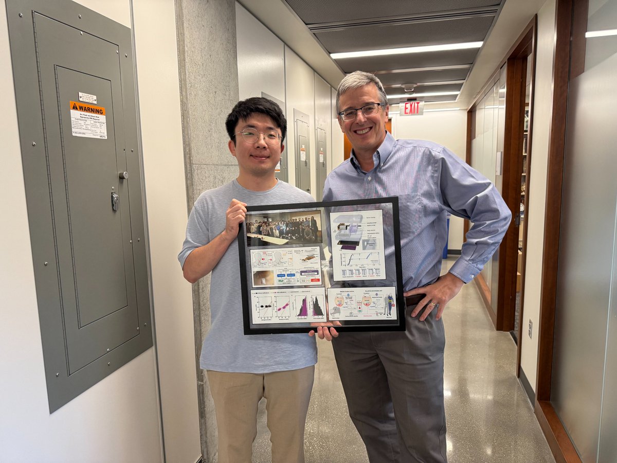 ProfJohnARogers's tweet image. Big thanks to Dr. Jihun Park for all of his many contributions to our team at the Querrey-Simpson Institute of Bioelectronics (QSIB) at @NorthwesternU as a postdoctoral fellow over the last two and a half years. Jihun is a careful, meticulous, highly skilled and dedicated…