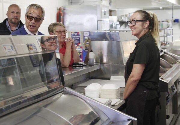 Colin the Dachshund tweet media