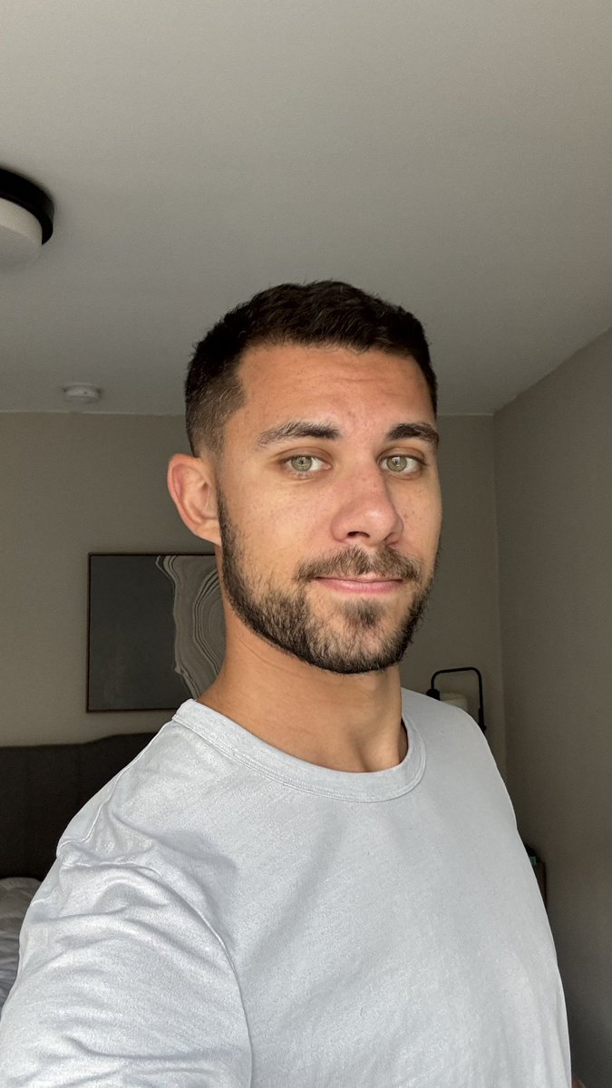 A haircut has your master fresh and handsome 🔥 

Who’s stepping up to reimburse? 🧾💸