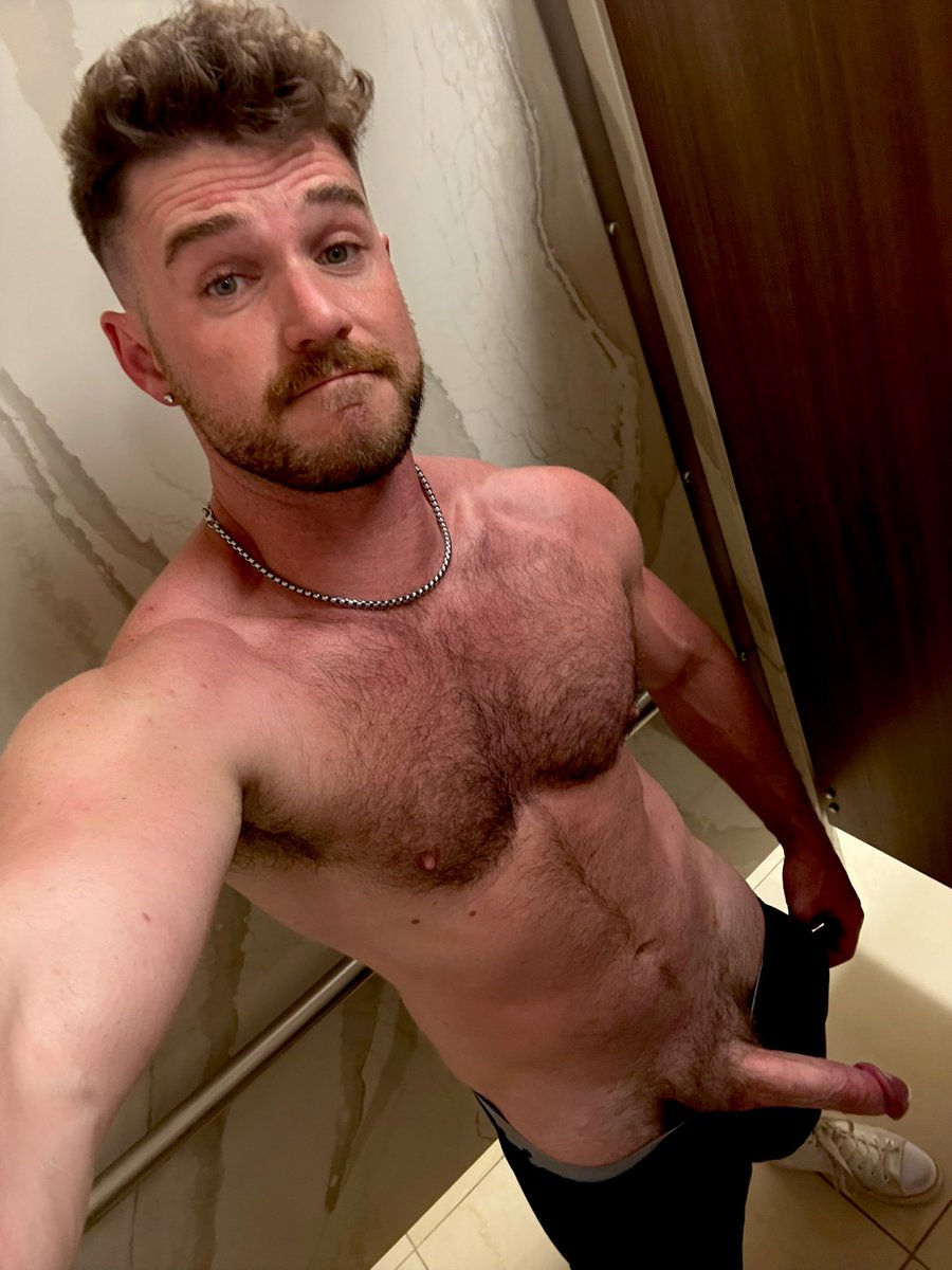 Meet me in the stall, bro