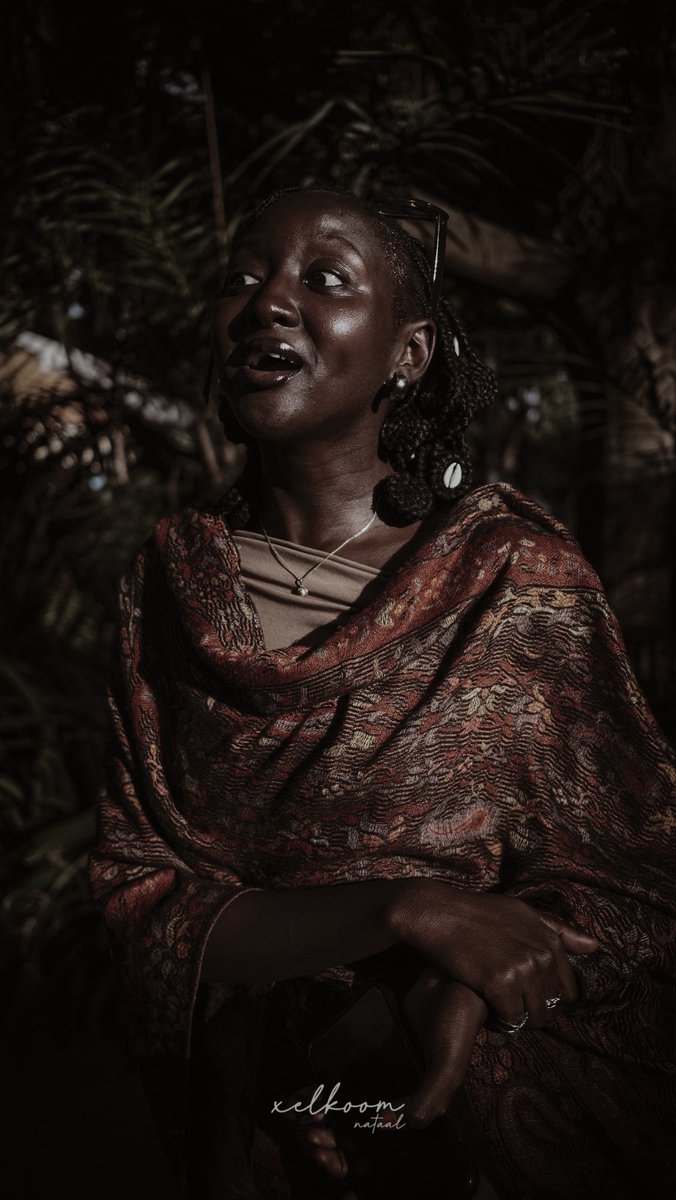 XOOL MA 
Teraanga bët. Xanaa xooloo ki lay xool. Ki ngay xool su la xoolul di nga sonn. Soo toppee ku la bëggul su yàggee doo too amati fayda. Su ñu lay xool te yëgoo di nga nekk ku ñuy mere. Soo xoolee ku lay xool na fekk ñu gis leen…..

#culture #heureuse #senegal #dakar