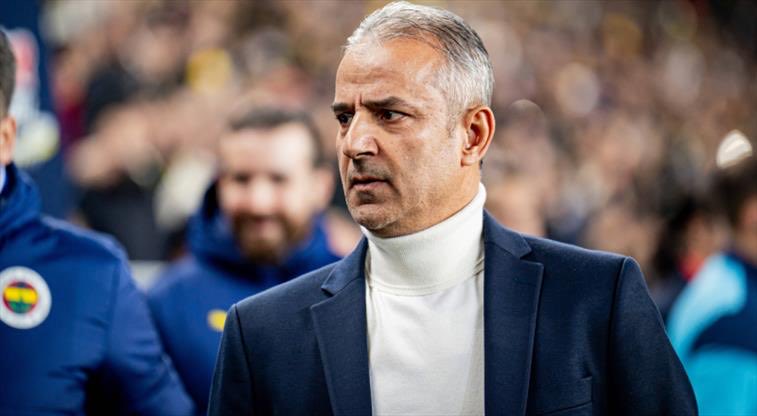 Nene Çöpgeles’i 2 maç izlemiş çöp demiş. Asensio hazır değil zor oynar şu an demiş. Şu analizleri görüp nasıl imzalamadınız şu adamla.

Futbolun kitabını bu adam yazdı