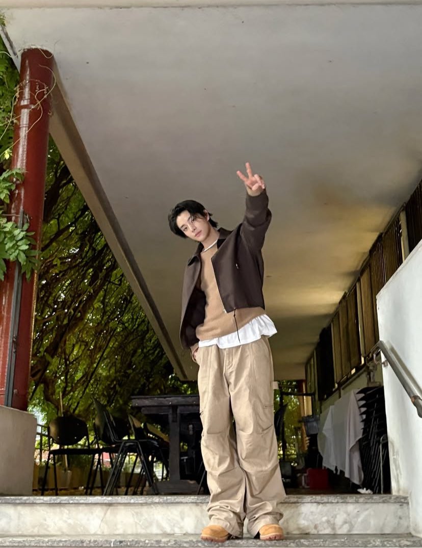 15ARCHIVEz's tweet image. jake ig post ❤️ #제이크 #JAKE 
#PRADAxENHYPEN