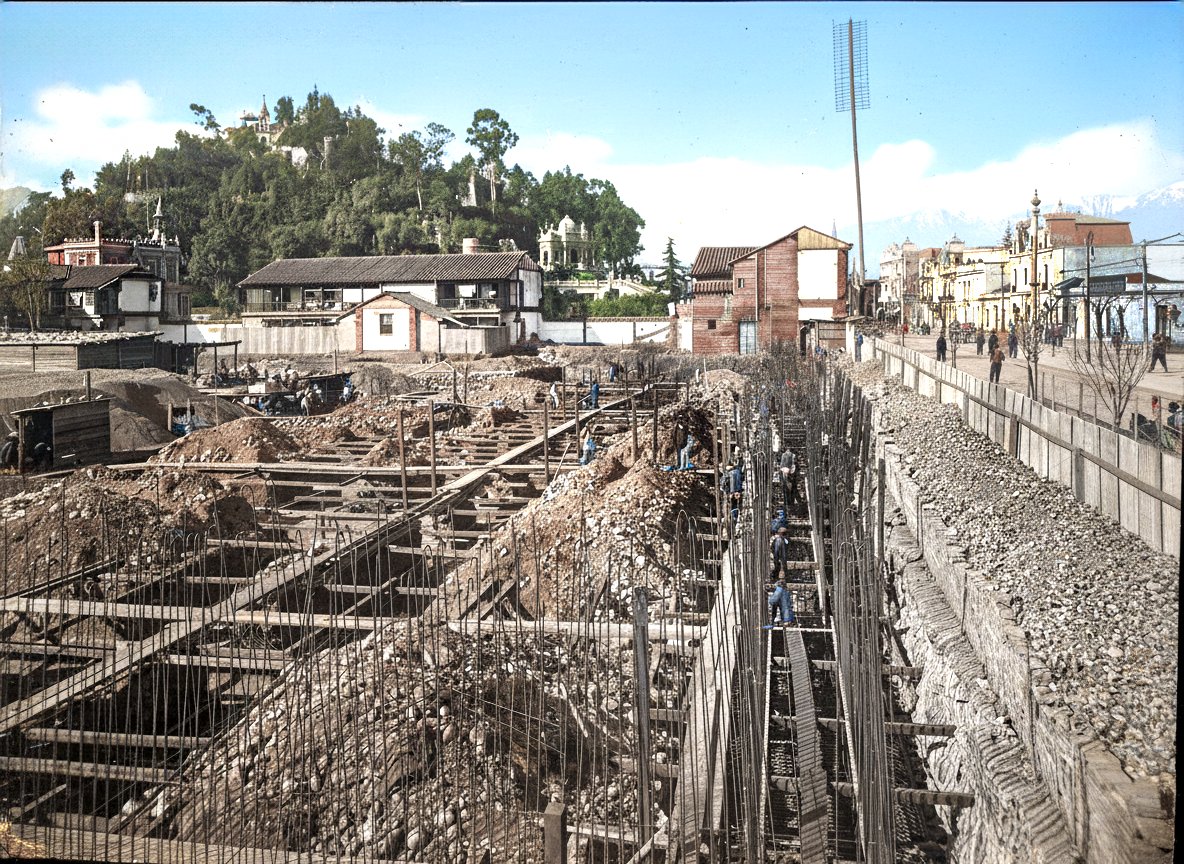 Edificio de la Biblioteca nacional en construcción.
Santiago de Chile, septiembre de 1917.