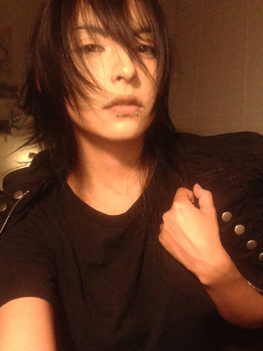 BocciTheRockk's tweet photo. noctis cosplay https://t.co/Cd9xm39Lcr
