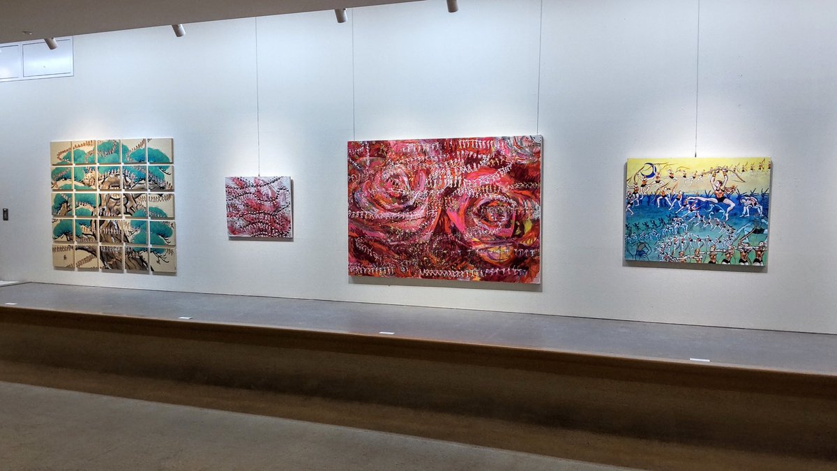 hkakuki's tweet photo. 山羽春季さん個展 @yamaba65
－ 精霊たちは花園にいる －
京都高島屋S.C. 6階美術画廊
2025.9.17(水)～9.22(月)

広い会場で 優雅に堂々と
そしてなにより美しく舞うひとたち
躍動する華やかな色彩
コマ送りの軽快な動き
ただただ感動の世界でした😂🍀🌈 https://t.co/P9MAofq1V1