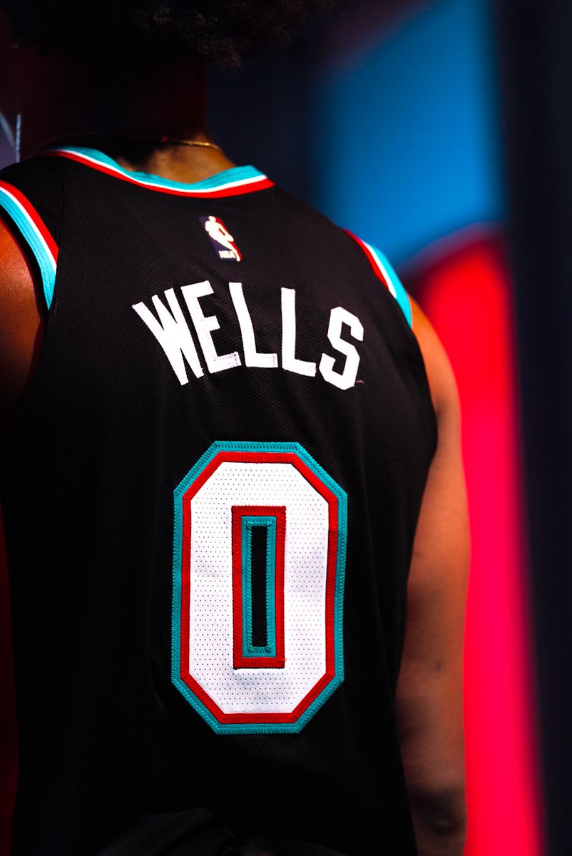 jaylenwells's tweet photo. Classic🐻 https://t.co/ww5KvPEr2v