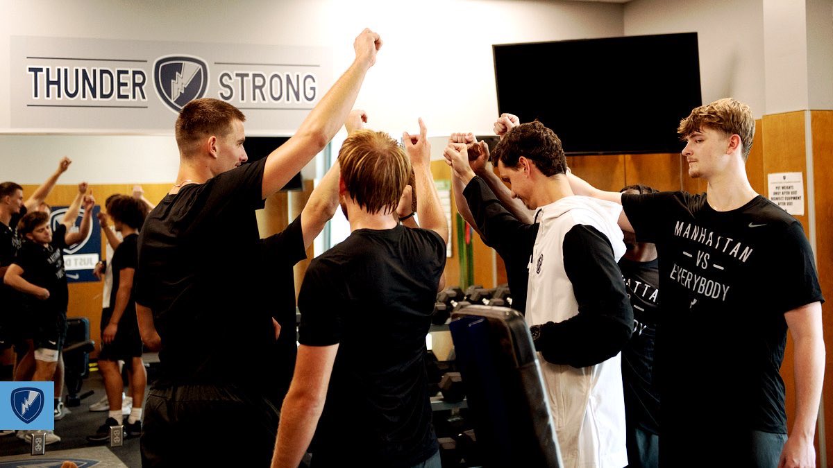 Locked In 🔒⛈️🏀

#RollThunder