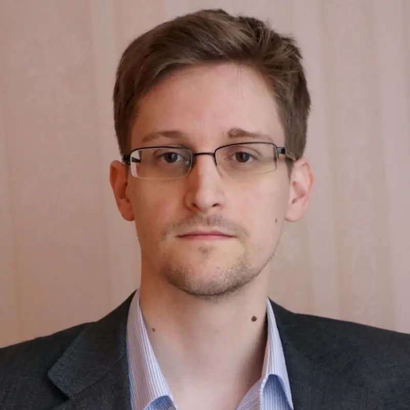 🟠BTC-ARCHIVE: Edward Snowden: "Bitcoin è il progresso monetario più significativo dalla creazione della moneta"
