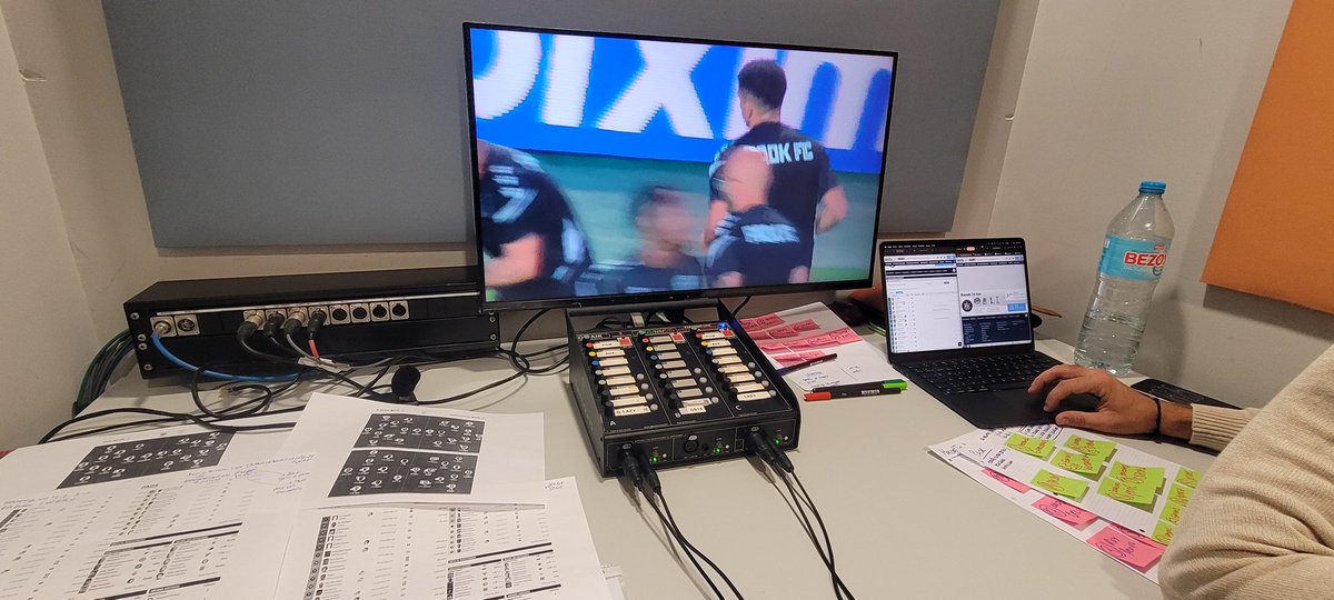 A partir de las 18.45 estaré en <a href="/MovistarFutbol/">Fútbol en Movistar Plus+</a> analizando el  Paok -Maccabi Tel Aviv de <a href="/EuropaLeague/">UEFA Europa League</a> al lado del gran <a href="/JoanHerediaM/">Joan Heredia Muñoz</a>

Liga de Campeones 2
Dial 117

Vamos!!!!
⚽️⚽️🎙🎙